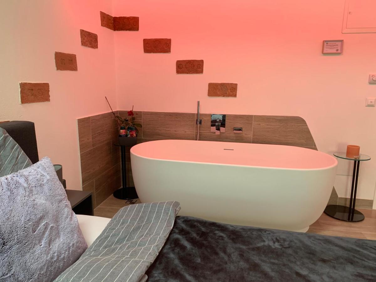 Auszeit Vienna Wellness Apartment エクステリア 写真