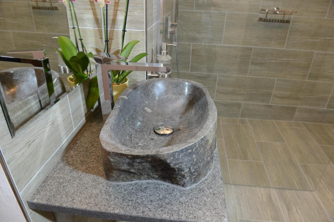 Auszeit Vienna Wellness Apartment エクステリア 写真