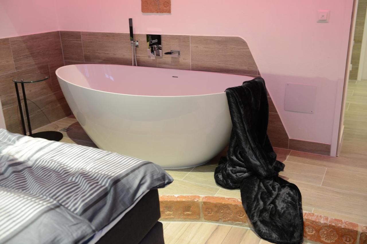 Auszeit Vienna Wellness Apartment エクステリア 写真